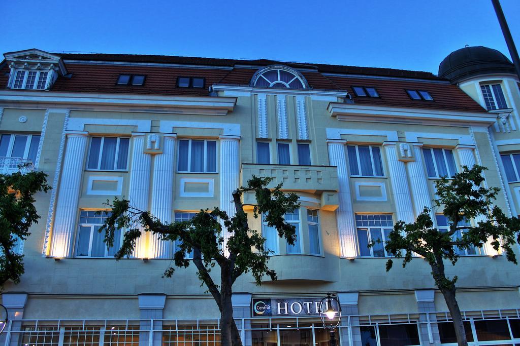 Hotel Central Nagykanizsa Exterior photo