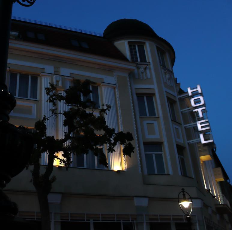 Hotel Central Nagykanizsa Exterior photo